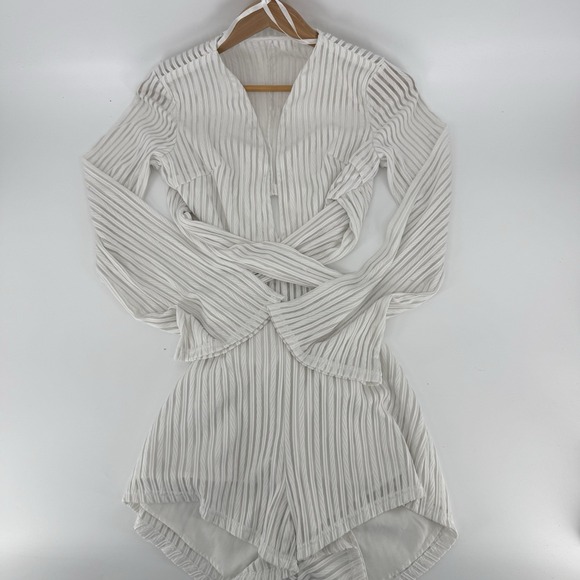 Sabo White Romper Sheer Small Playsuit Tie Waist Pleated Party Nightlife - Picture 2 of 4